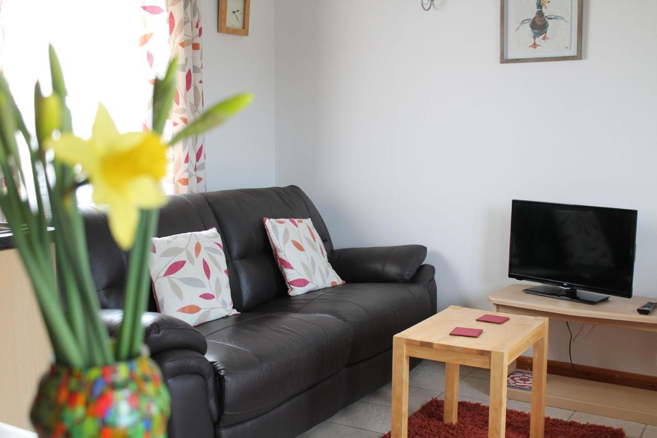 New Inn Lane Holiday Cottages อีฟแชม ภายนอก รูปภาพ